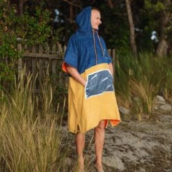 Poncho Surf Wave Hawaii Flow -Sports Nautiques Série Magasin poncho surf wave hawaii flow 2