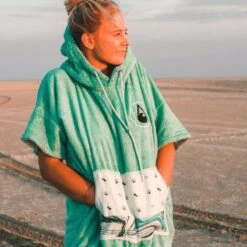 Poncho Surf Wave Hawaii Liz -Sports Nautiques Série Magasin poncho surf wave hawaii liz 1